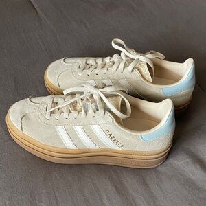 adidas Gazelle Kids Cream with Light Blue Heel Sneakers